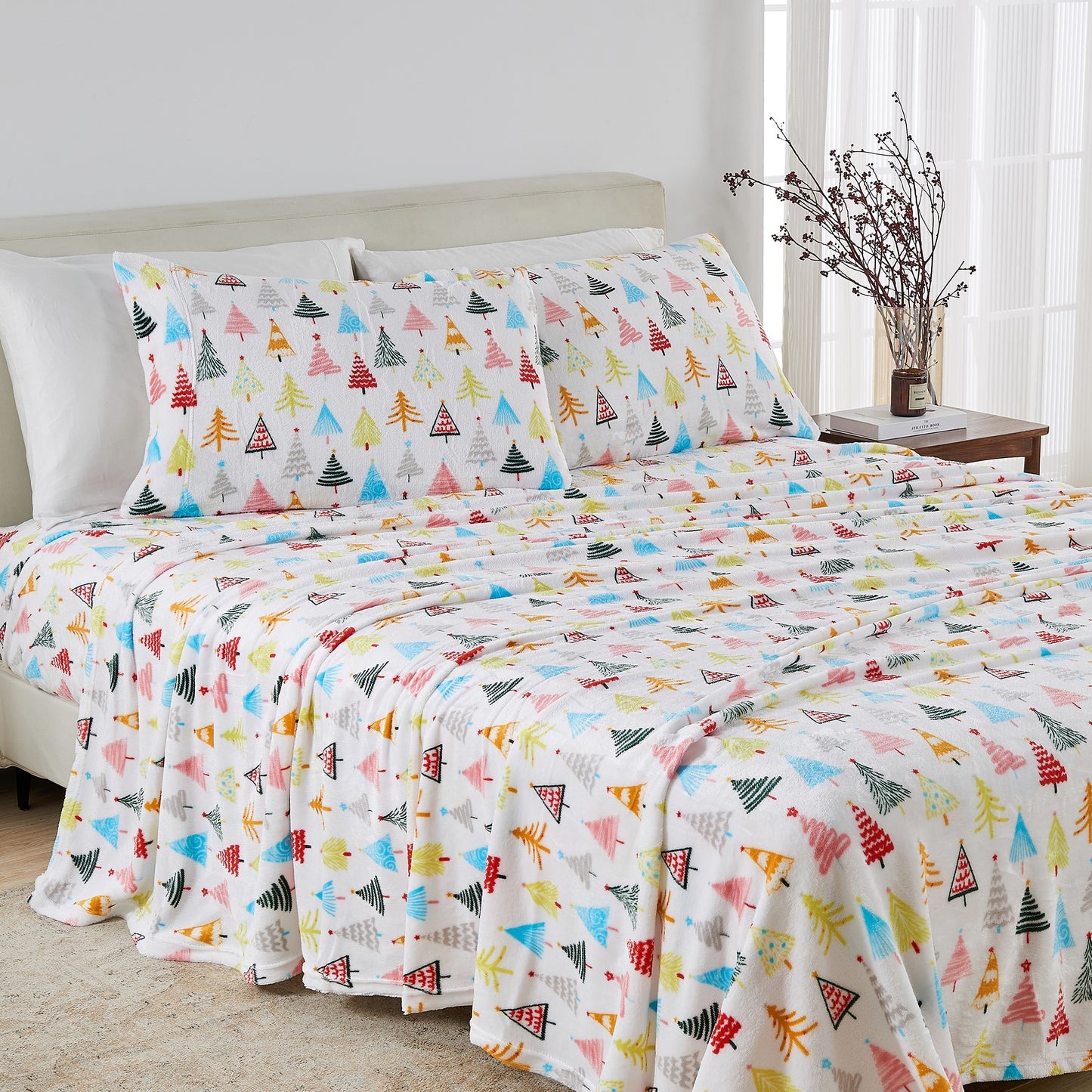 4-Piece Winter Printed Plush Sheet - Velvet Luxe Collection